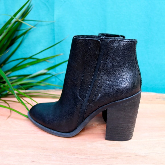 Lucky Brand Shoes - Lucky Brand Leather Booties